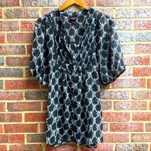 Torrid Cottage Goth Chiffon Black & White Floral Print Blouse